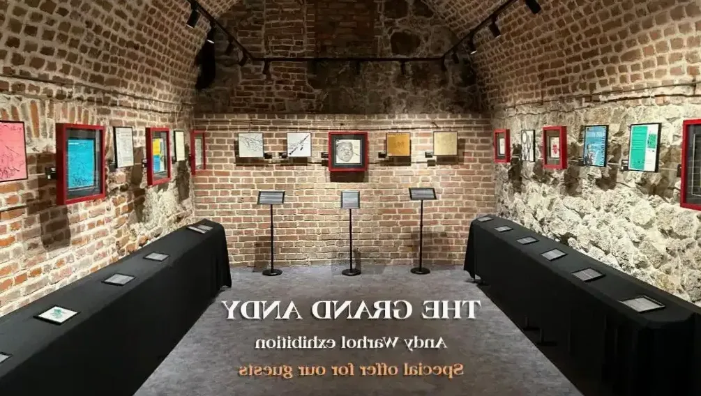 Stół weselny z dekoracją